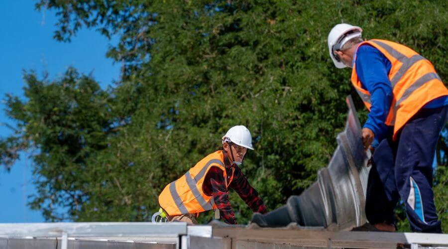 Professional Flat Roofing Installation in Wrightstown, WI
